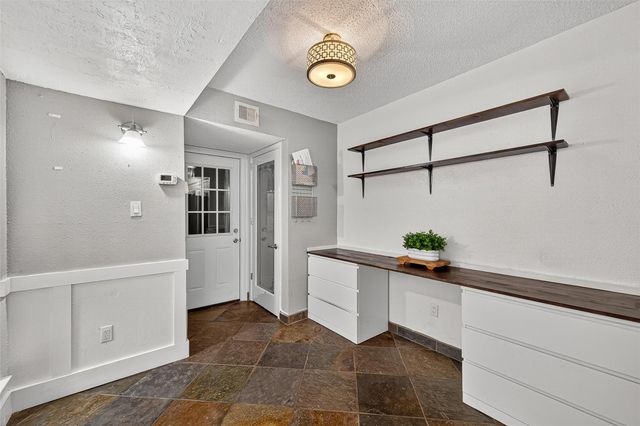 3200 S Gessner Road 224, Houston, TX 77063