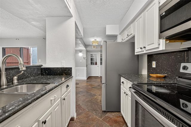 3200 S Gessner Road 224, Houston, TX 77063