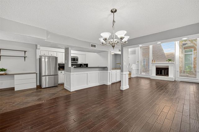 3200 S Gessner Road 224, Houston, TX 77063