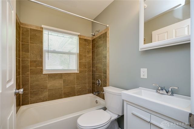 1081 Rydale Road, Dayton, OH 45405