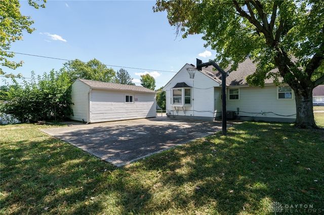 1081 Rydale Road, Dayton, OH 45405