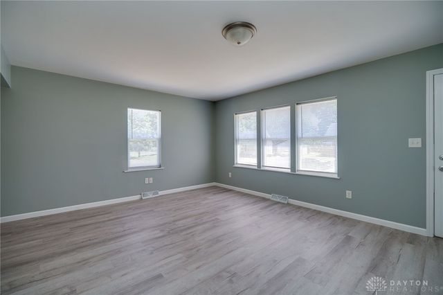 1081 Rydale Road, Dayton, OH 45405