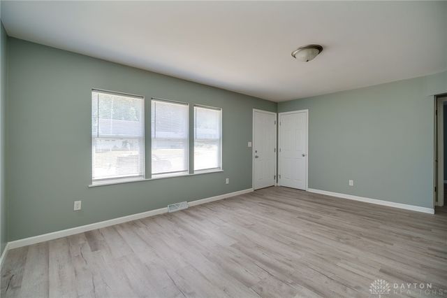 1081 Rydale Road, Dayton, OH 45405