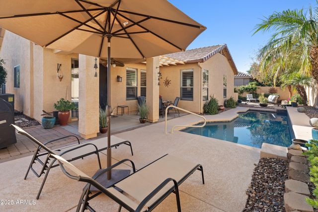 9840 W ECHO Lane, Peoria, AZ 85345