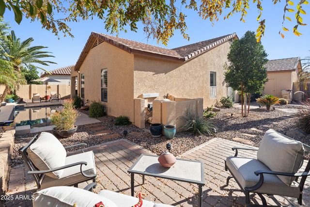 9840 W ECHO Lane, Peoria, AZ 85345