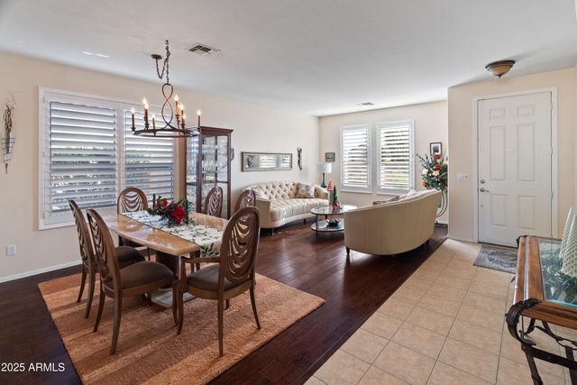 9840 W ECHO Lane, Peoria, AZ 85345