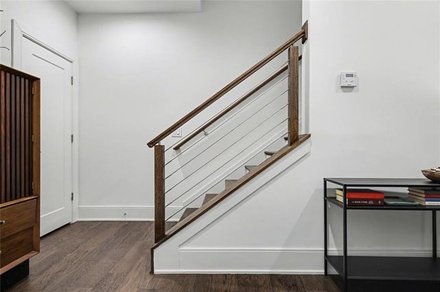 1327 Fairmont NW Avenue, Atlanta, GA 30318