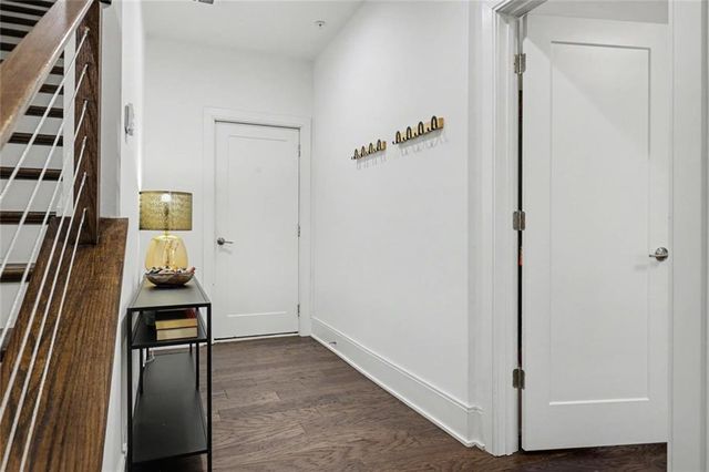 1327 Fairmont NW Avenue, Atlanta, GA 30318