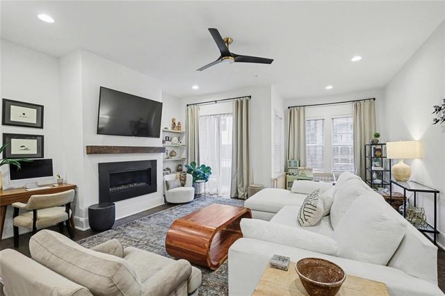 1327 Fairmont NW Avenue, Atlanta, GA 30318