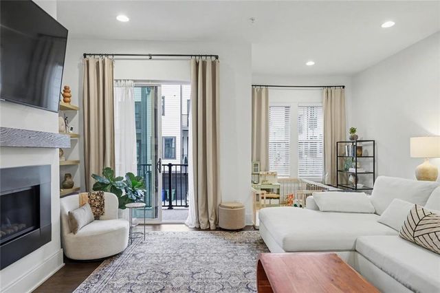 1327 Fairmont NW Avenue, Atlanta, GA 30318