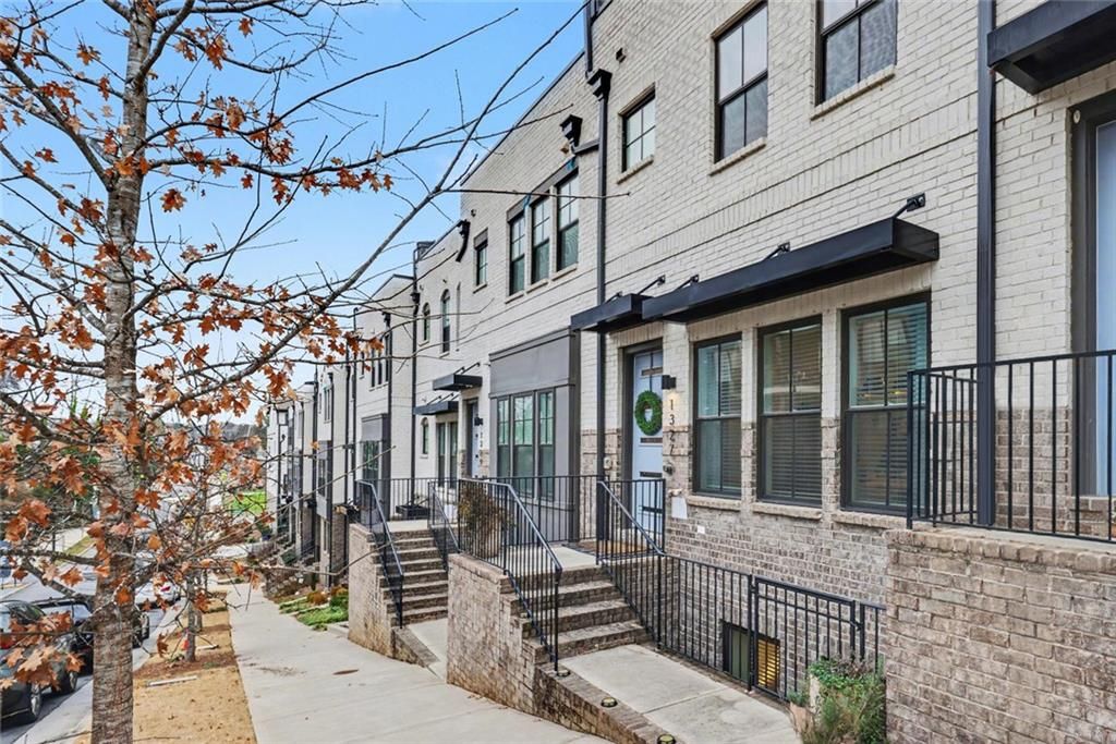 1327 Fairmont NW Avenue, Atlanta, GA 30318