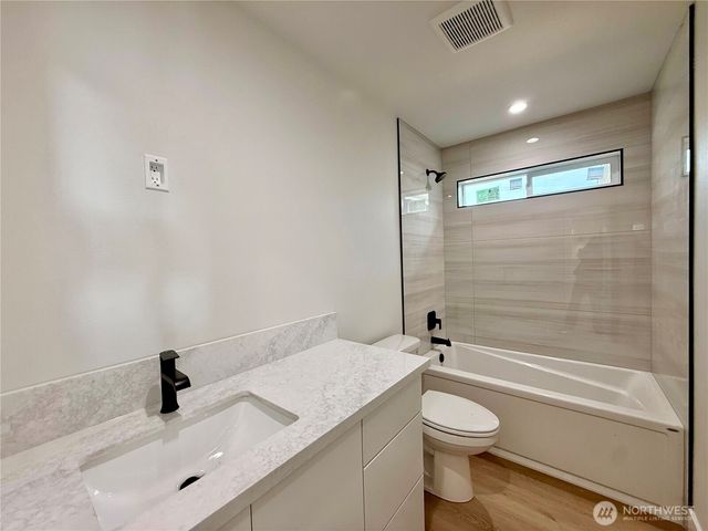 718 Reporter Court, Ocean Shores, WA 98569