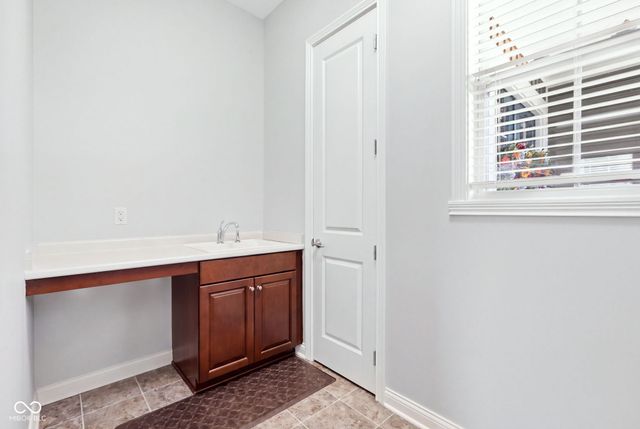 10296 Anees Lane, Fishers, IN 46040