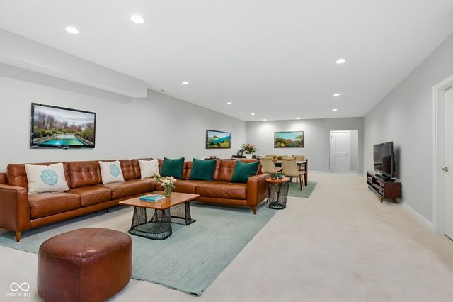 10296 Anees Lane, Fishers, IN 46040