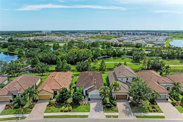 12826 DEL CORSO LOOP, Lakewood Ranch, FL 34211