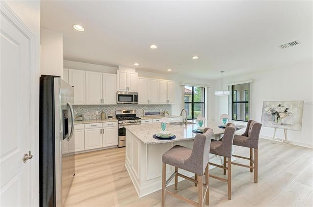 12826 DEL CORSO LOOP, Lakewood Ranch, FL 34211