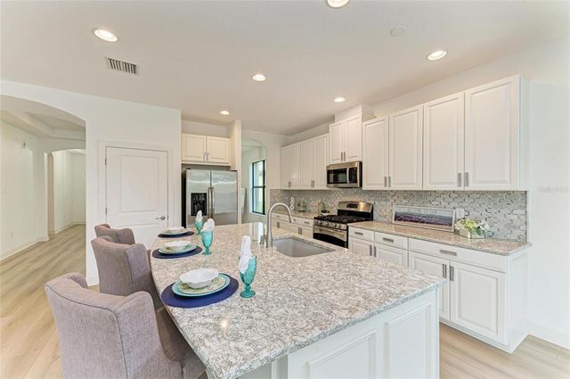 12826 DEL CORSO LOOP, Lakewood Ranch, FL 34211