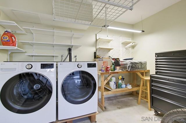 1059 Agate St A, San Diego, CA 92109