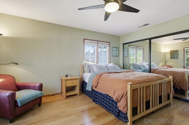 1059 Agate St A, San Diego, CA 92109