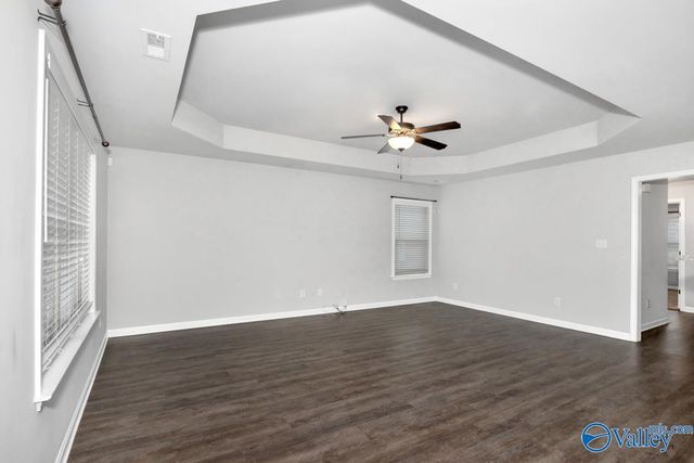 102 Hulsey Lane, Toney, AL 35773