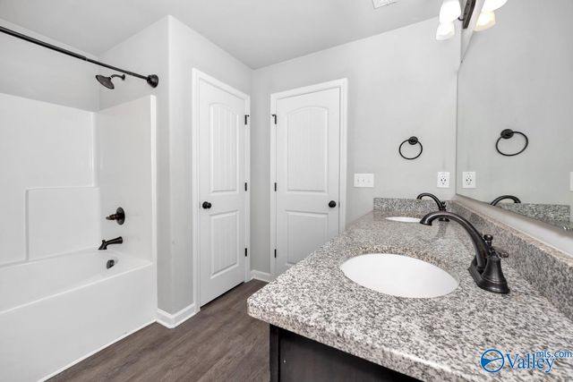 102 Hulsey Lane, Toney, AL 35773