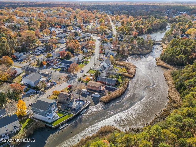 257 N Riverside Drive N, Brick, NJ 08724