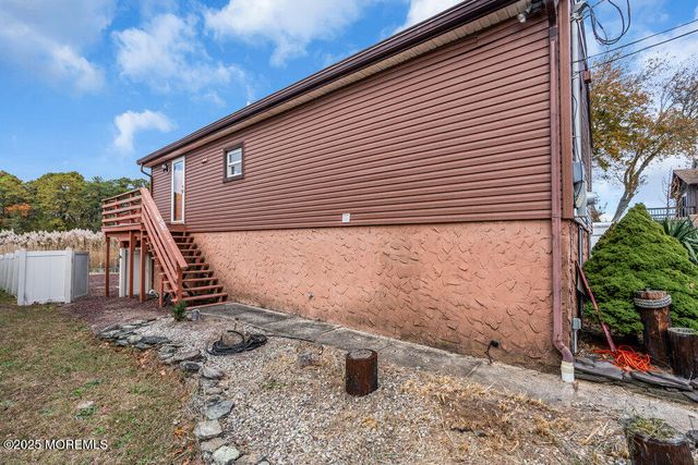 257 N Riverside Drive N, Brick, NJ 08724