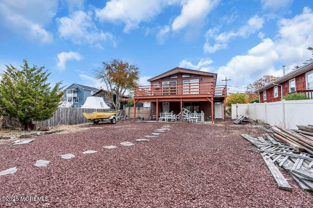 257 N Riverside Drive N, Brick, NJ 08724