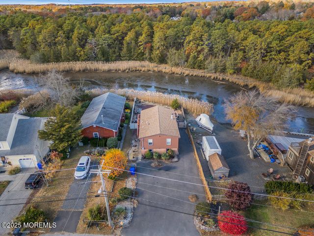 257 N Riverside Drive N, Brick, NJ 08724