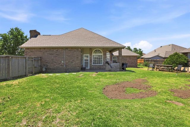 2501 NW 153rd Street, Edmond, OK 73013