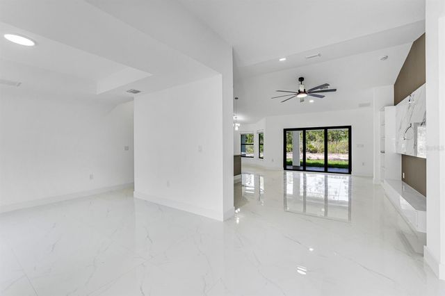 2702 50TH STREET SW, Lehigh Acres, FL 33976