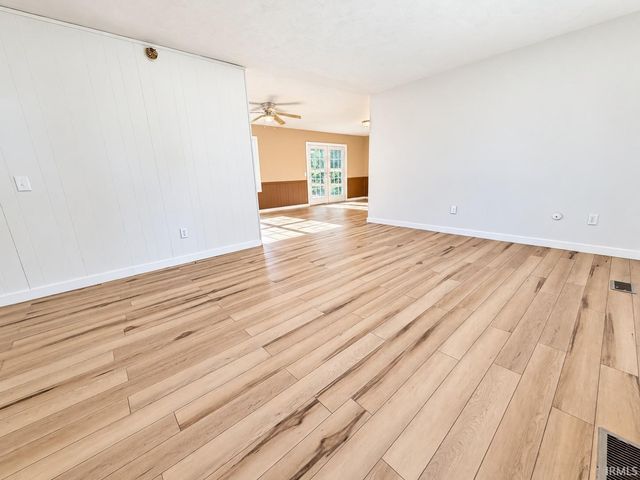 403 W Tamera Lane, Ellettsville, IN 47429