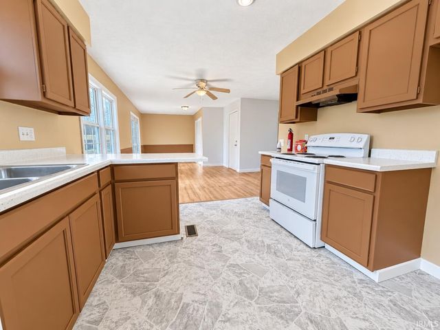403 W Tamera Lane, Ellettsville, IN 47429