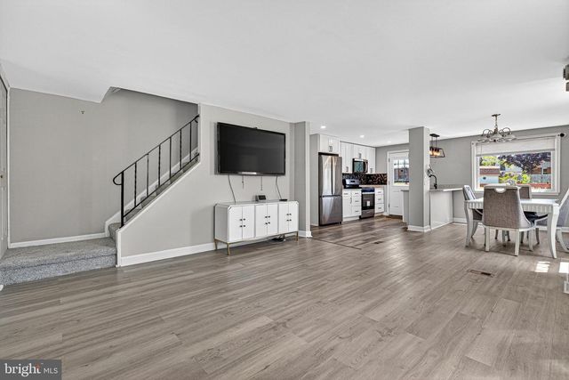 5267 CEDONIA AVE, Baltimore, MD 21206