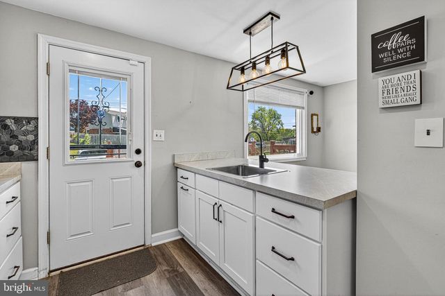 5267 CEDONIA AVE, Baltimore, MD 21206