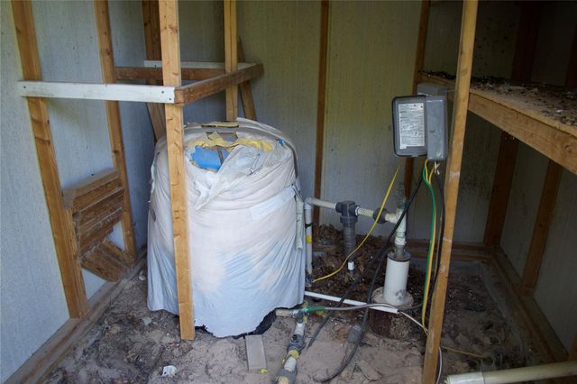 1035 Old Sayers Road, Elgin, TX 78621