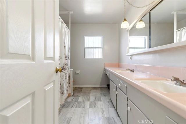 10731 Wright Road, South Gate, CA 90280