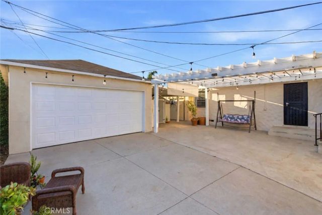 10731 Wright Road, South Gate, CA 90280