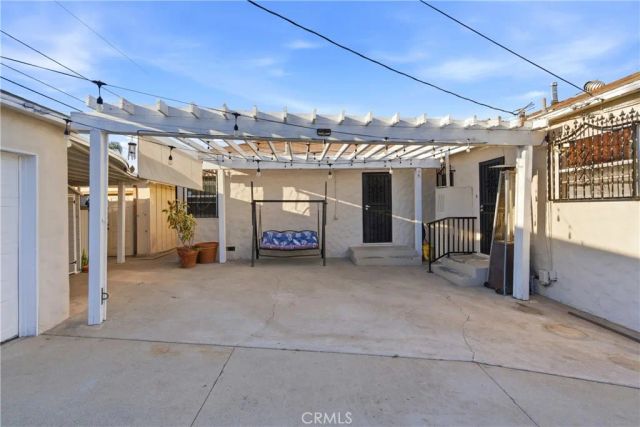 10731 Wright Road, South Gate, CA 90280