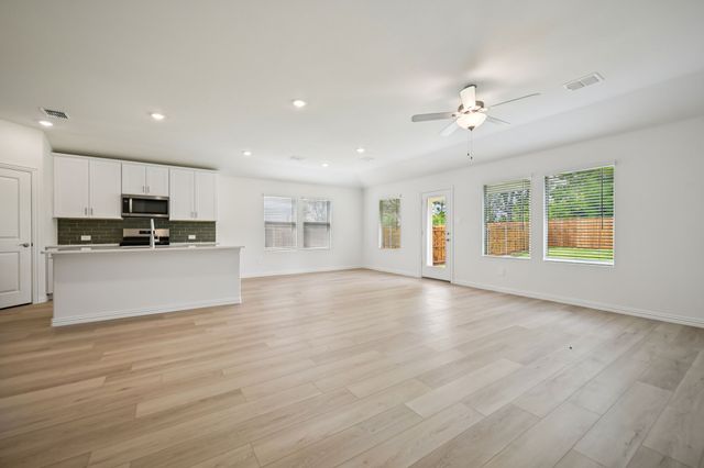 4028 Palestine Drive, Farmersville, TX 75442