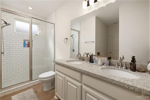 2702 N Rocky Rose Avenue, Edinburg, TX 78541