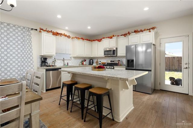 2702 N Rocky Rose Avenue, Edinburg, TX 78541