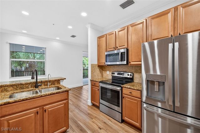 10264 Cobble Notch LOOP 201, Bonita Springs, FL 34135