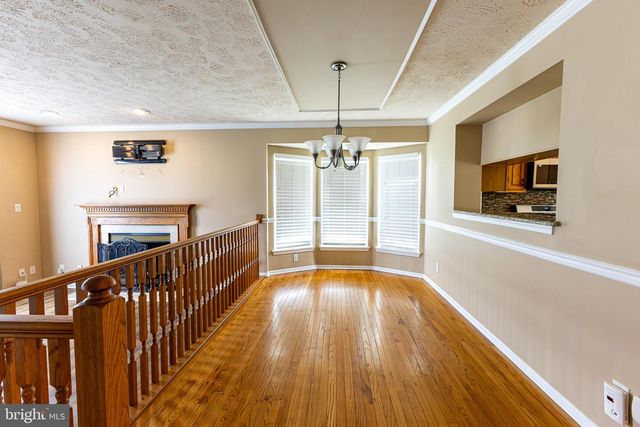 50 PEBBLE LN, Blackwood, NJ 08012