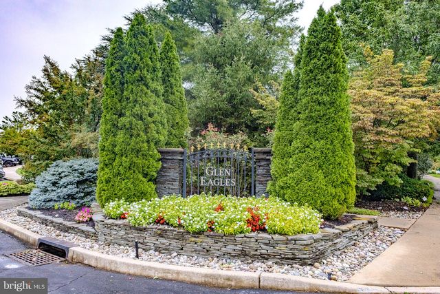 50 PEBBLE LN, Blackwood, NJ 08012
