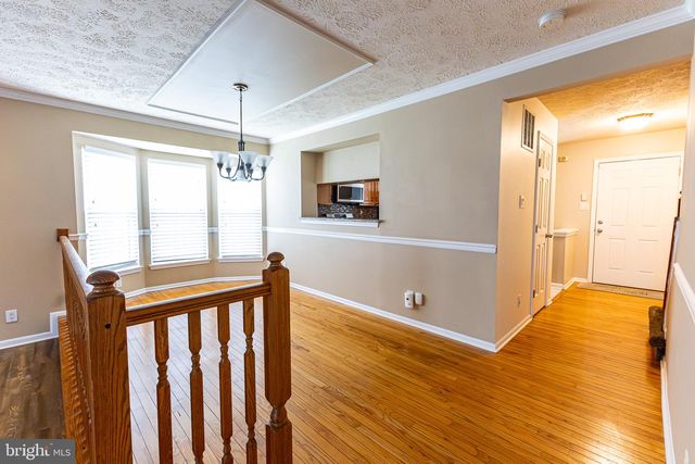 50 PEBBLE LN, Blackwood, NJ 08012