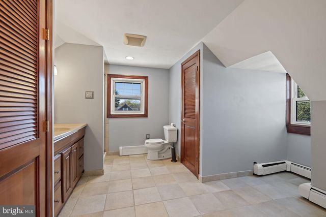 1644 W HIGH ST, Haddon Heights, NJ 08035