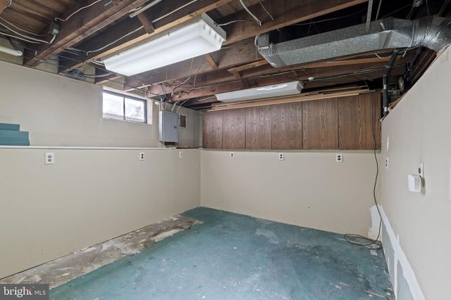 1644 W HIGH ST, Haddon Heights, NJ 08035
