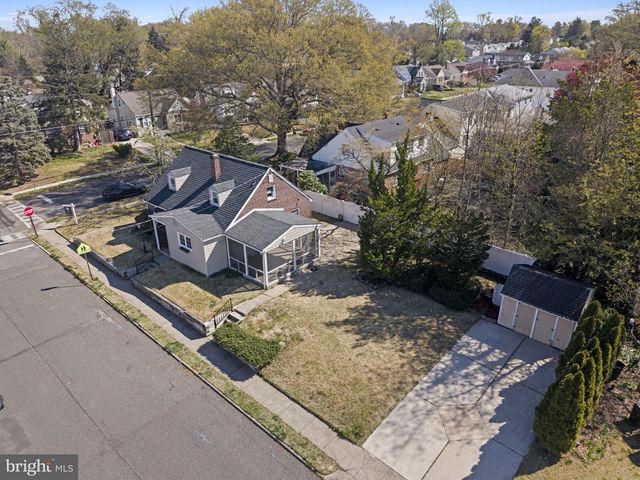 1644 W HIGH ST, Haddon Heights, NJ 08035