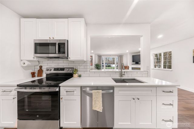 4844 Oakridge Drive, Blaine, WA 98230